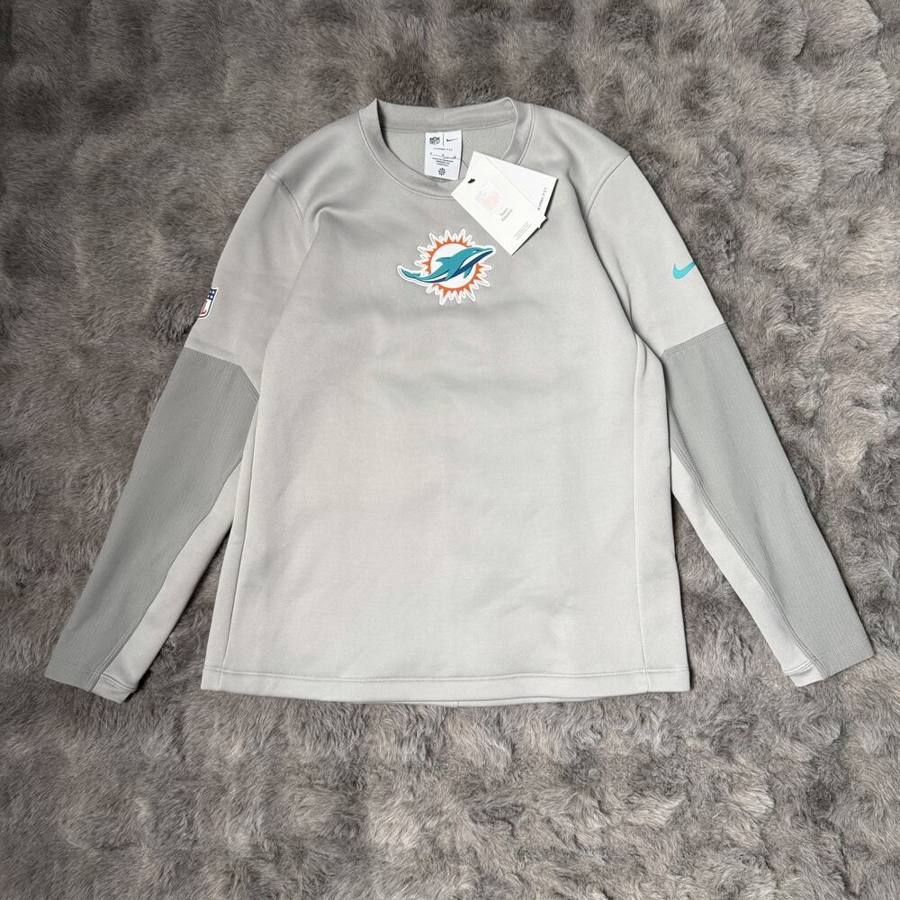 Nike Miami Dolphins Therma Fit Gray Shirt Fleece Woman’s Size Medium NWT